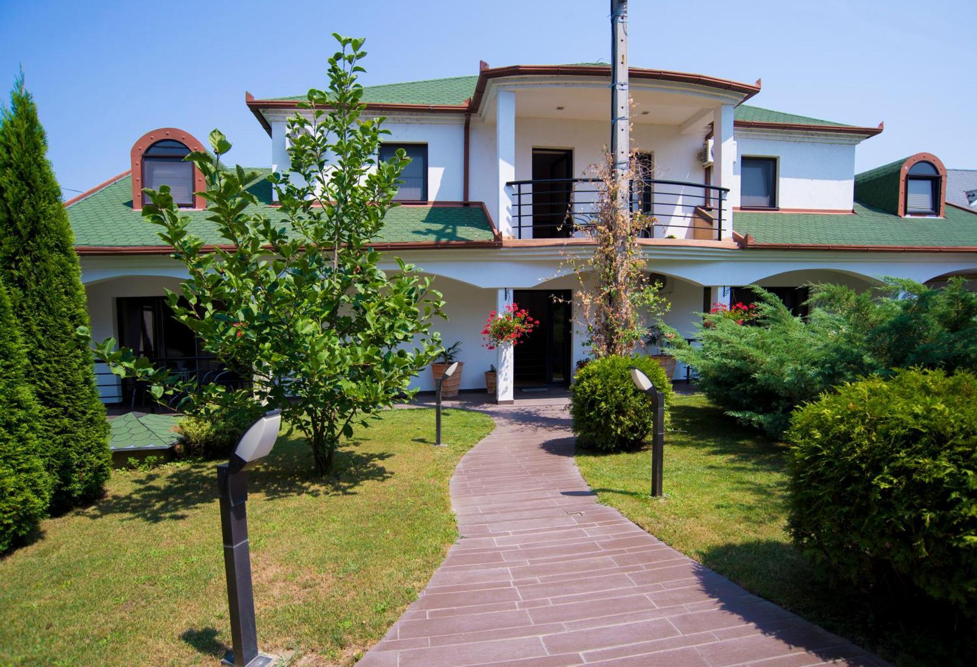 Guest House Panorama Aqualux With Free Parking Νόβι Σαντ Εξωτερικό φωτογραφία