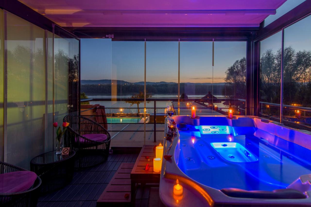 Guest House Panorama Aqualux With Free Parking Νόβι Σαντ Εξωτερικό φωτογραφία